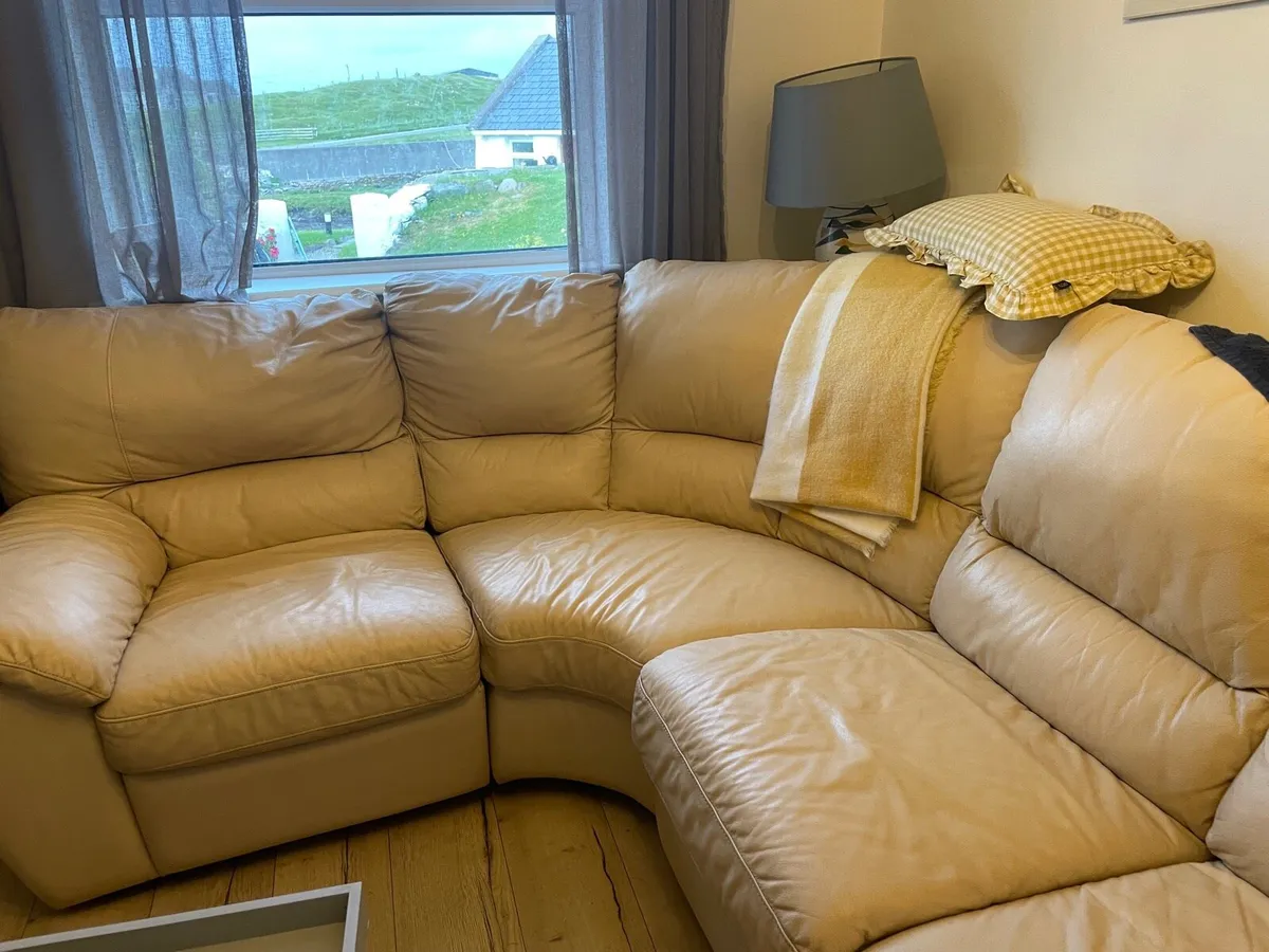 Leather corner Sofa - Image 3
