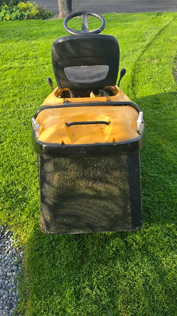 Stiga ride on mower - Image 4