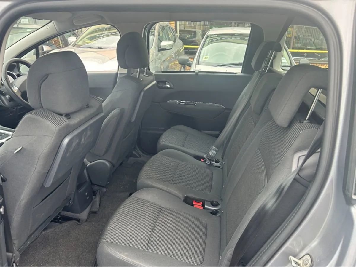 Peugeot 5008 Automatic///only 82000KLMS With Full - Image 4