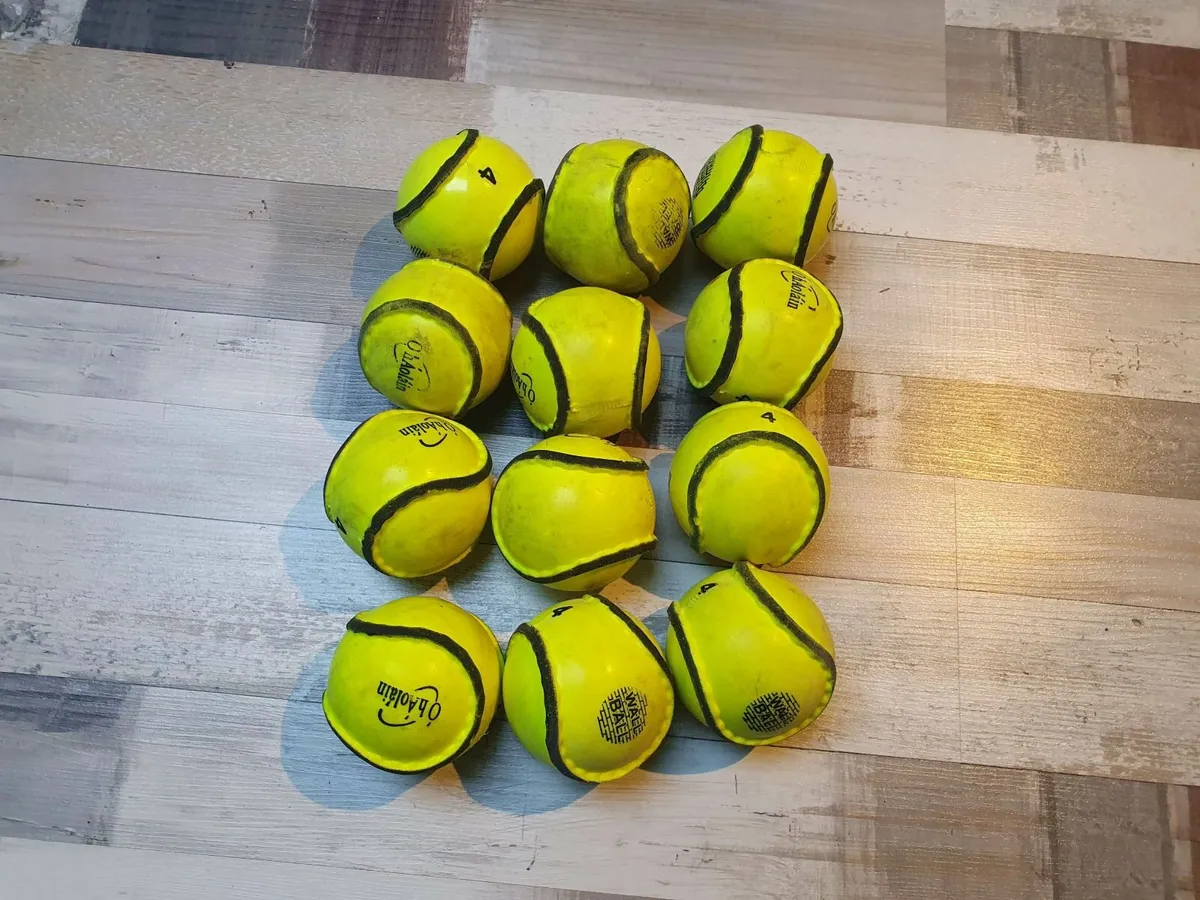 Size 4  O’Haoláin Sliotar - Image 1