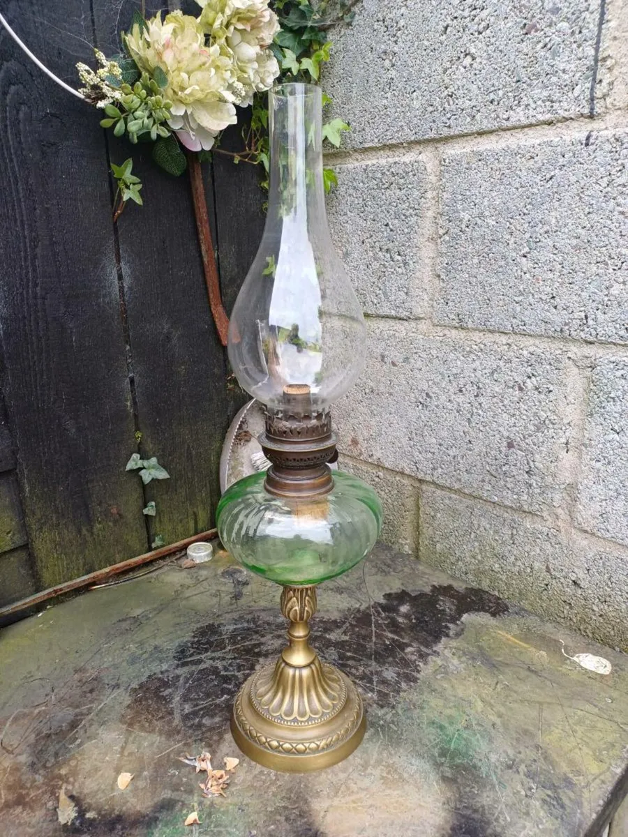 Antique Oil Lamp - Image 1