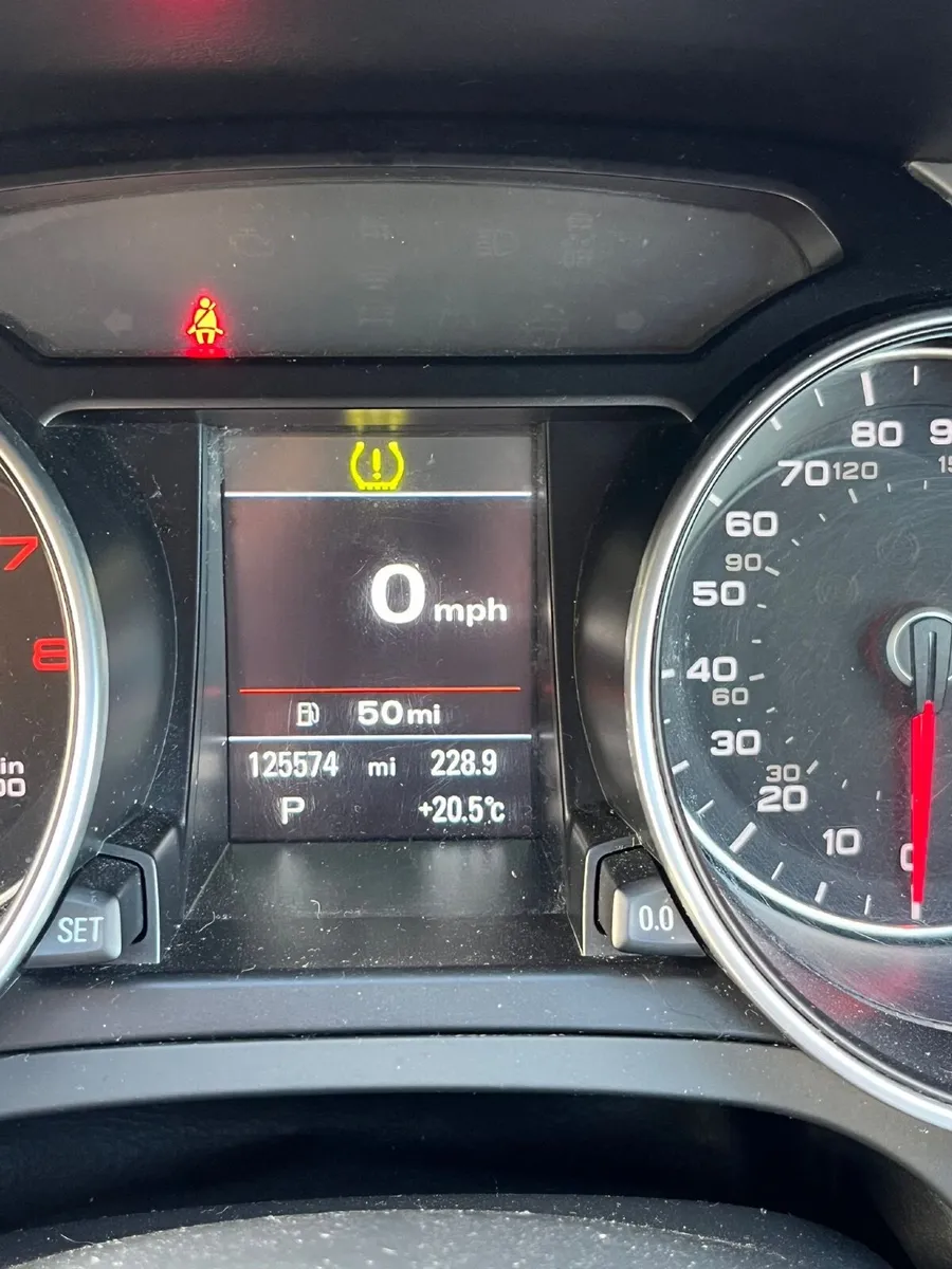 AUDI A5 1.8 TFSI SE TECHNIK AUTOMATIC 2015 - Image 3