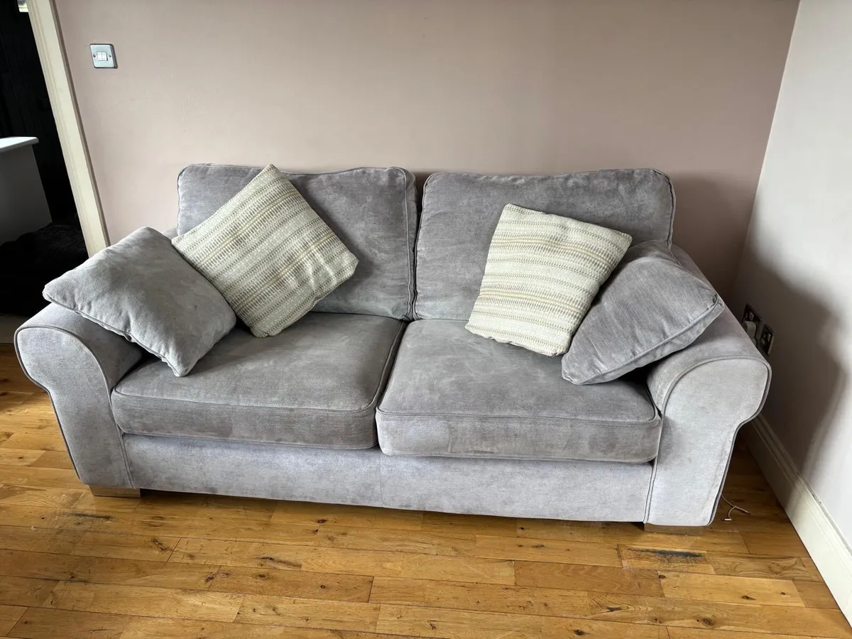 2 & 3 seater Sofa - Image 3