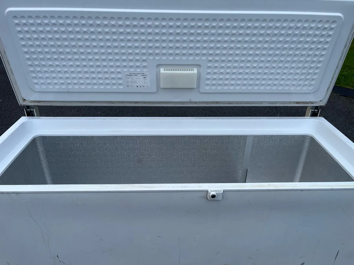 Bosch Chest Freezer - Image 1