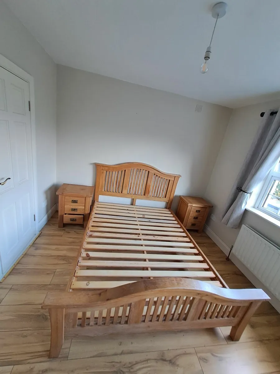 Bedroom furniture - Image 1
