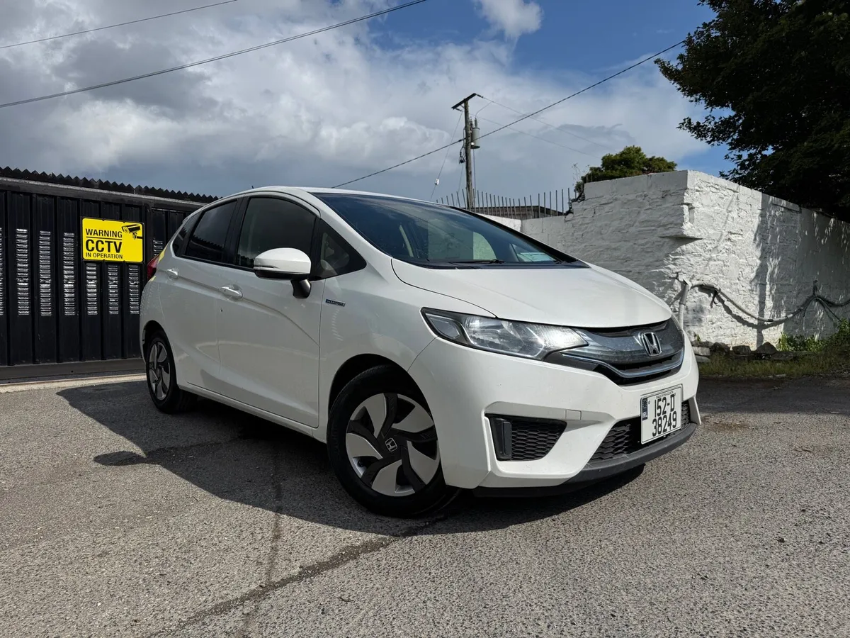2015 Honda Fit. 2 Year NCT. 92K KMs. Auto 1.5L Hyb - Image 1