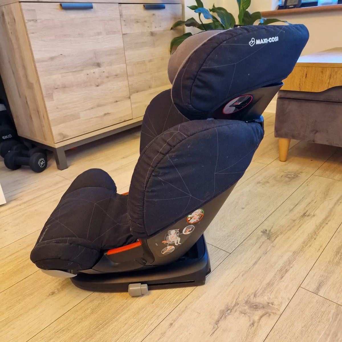 Maxi Cosi RodiFix car seat - Image 2