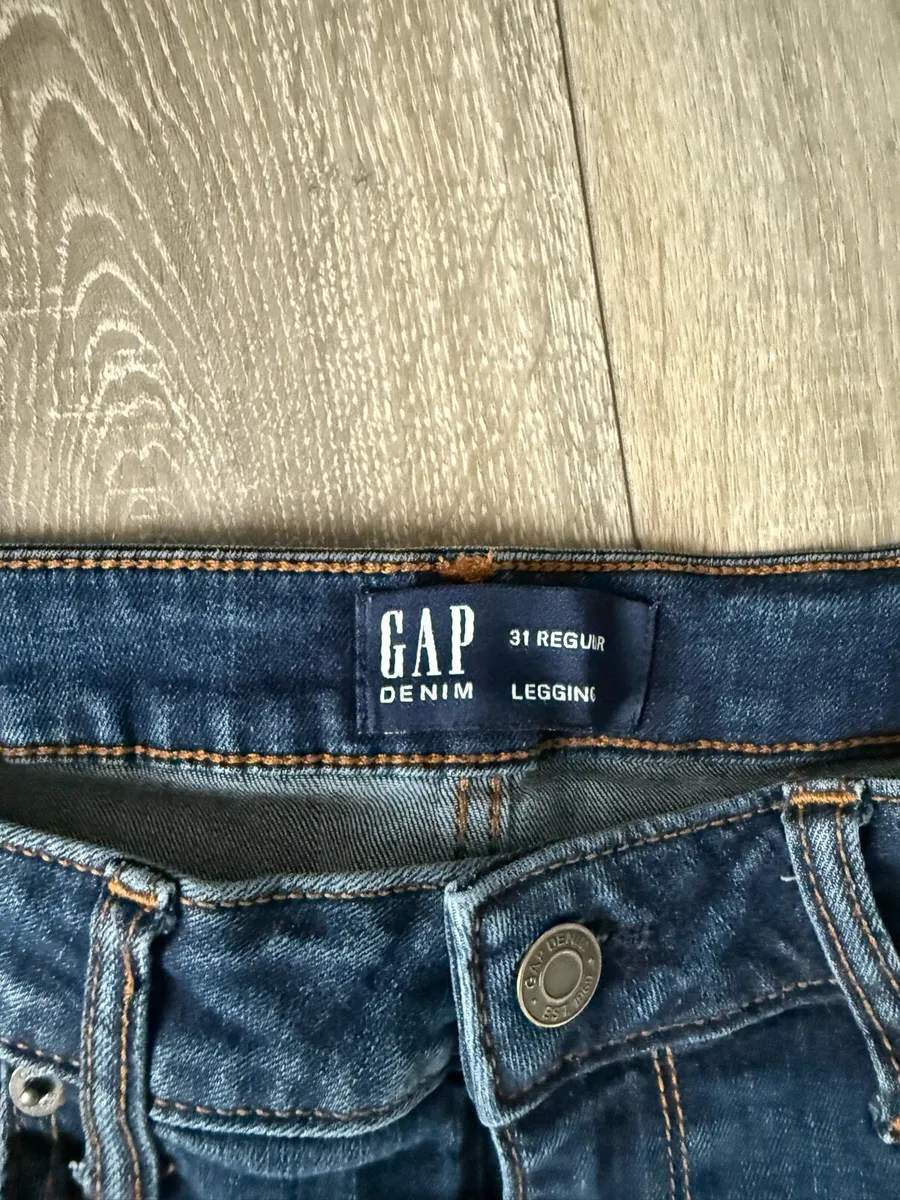 Gap Jeans - Image 2