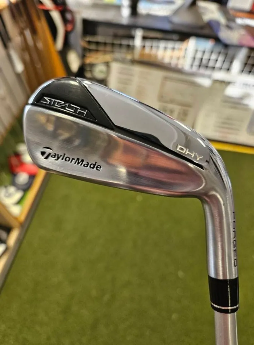 Like New Taylormade Stealth DHY 3 Iron - Image 2