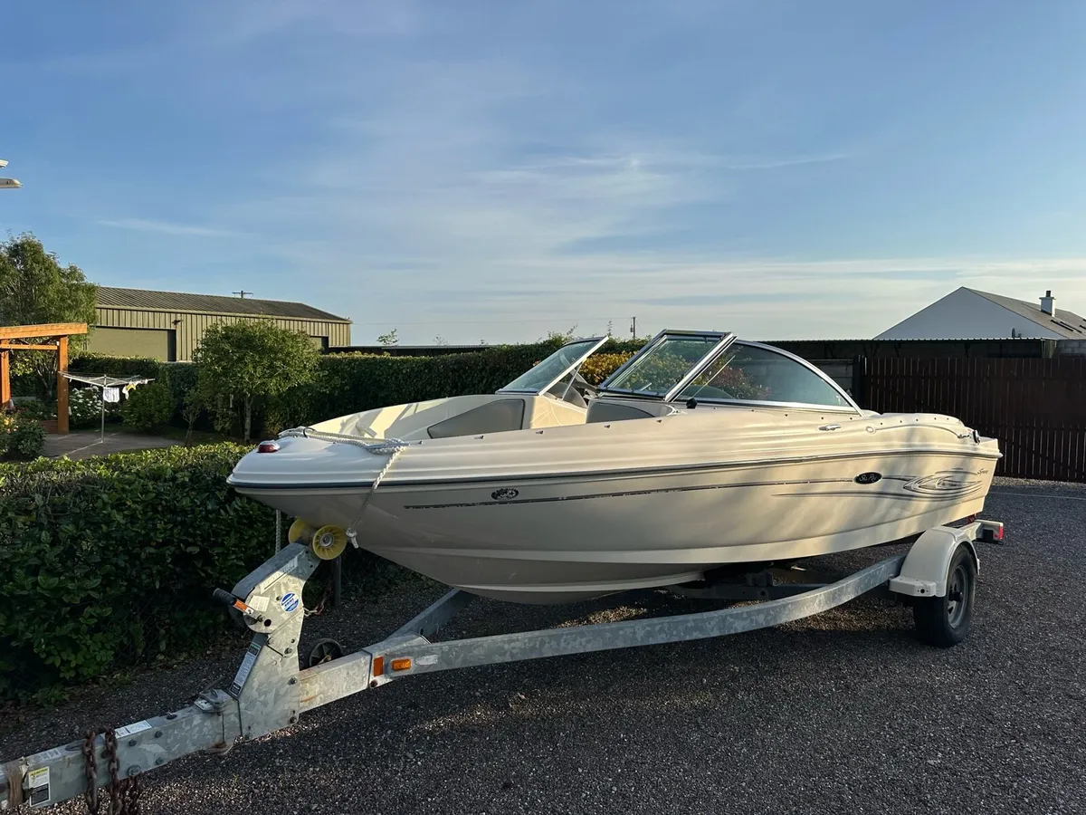Sea Ray 180 Bow Rider - 2006 - Image 2