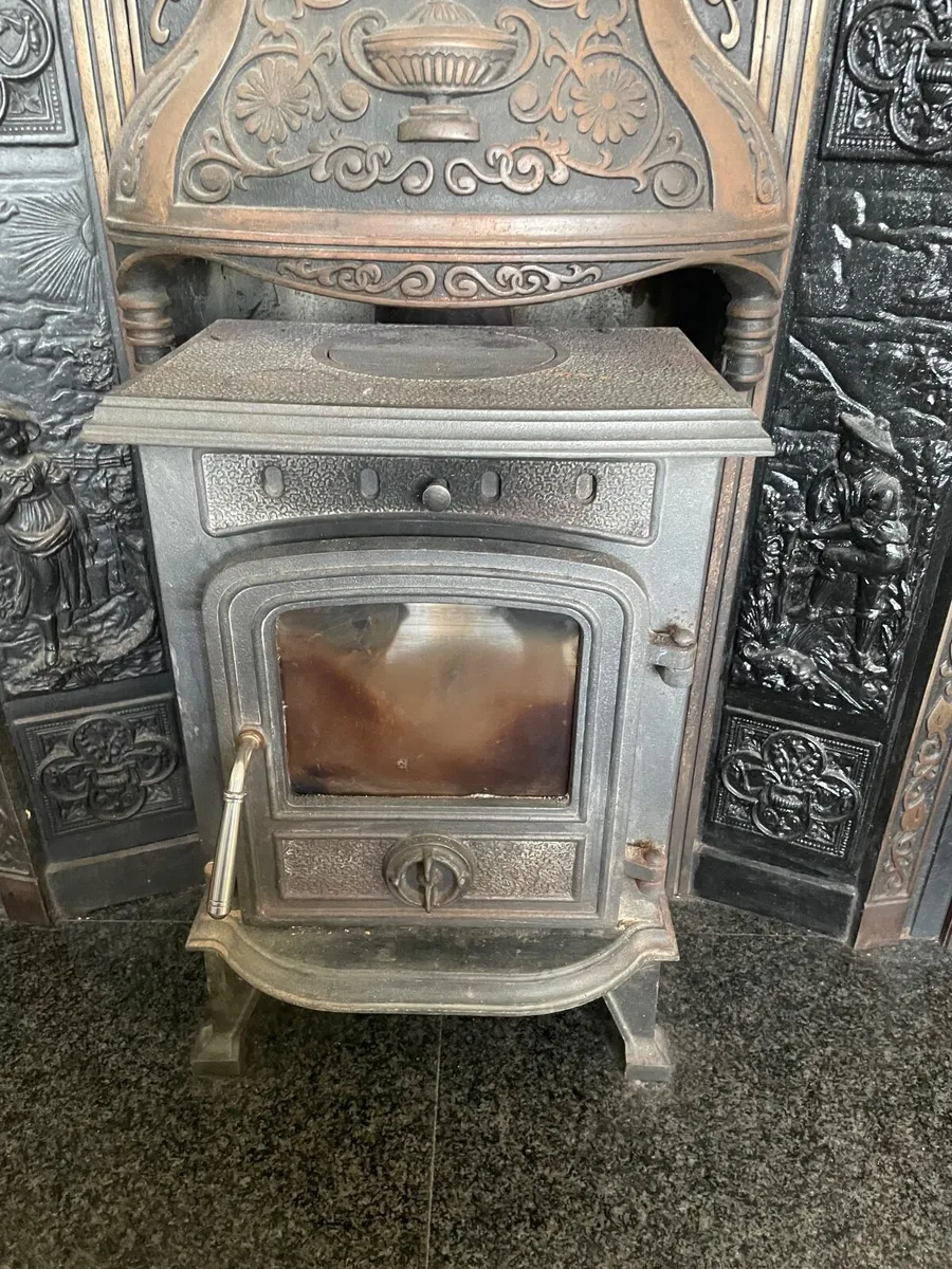 Fireplace and stove - Image 4