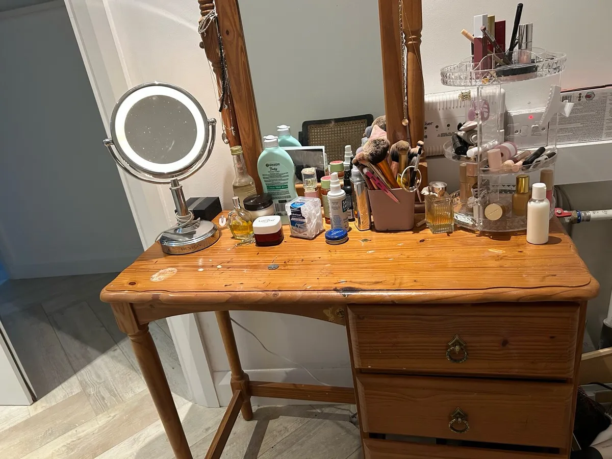 Dressing table - Image 2