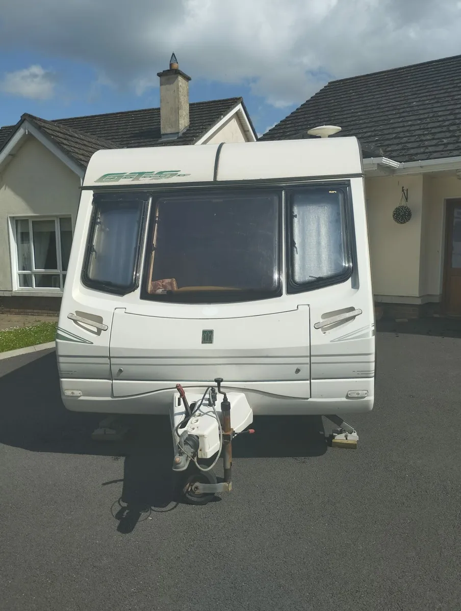 Caravan - Image 1