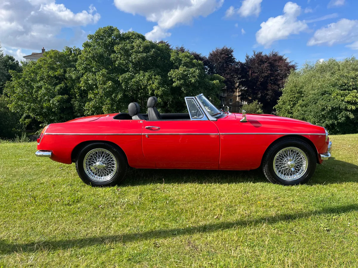 1967 MGC Roadster 3.0 Straight Six with O/D - Image 3