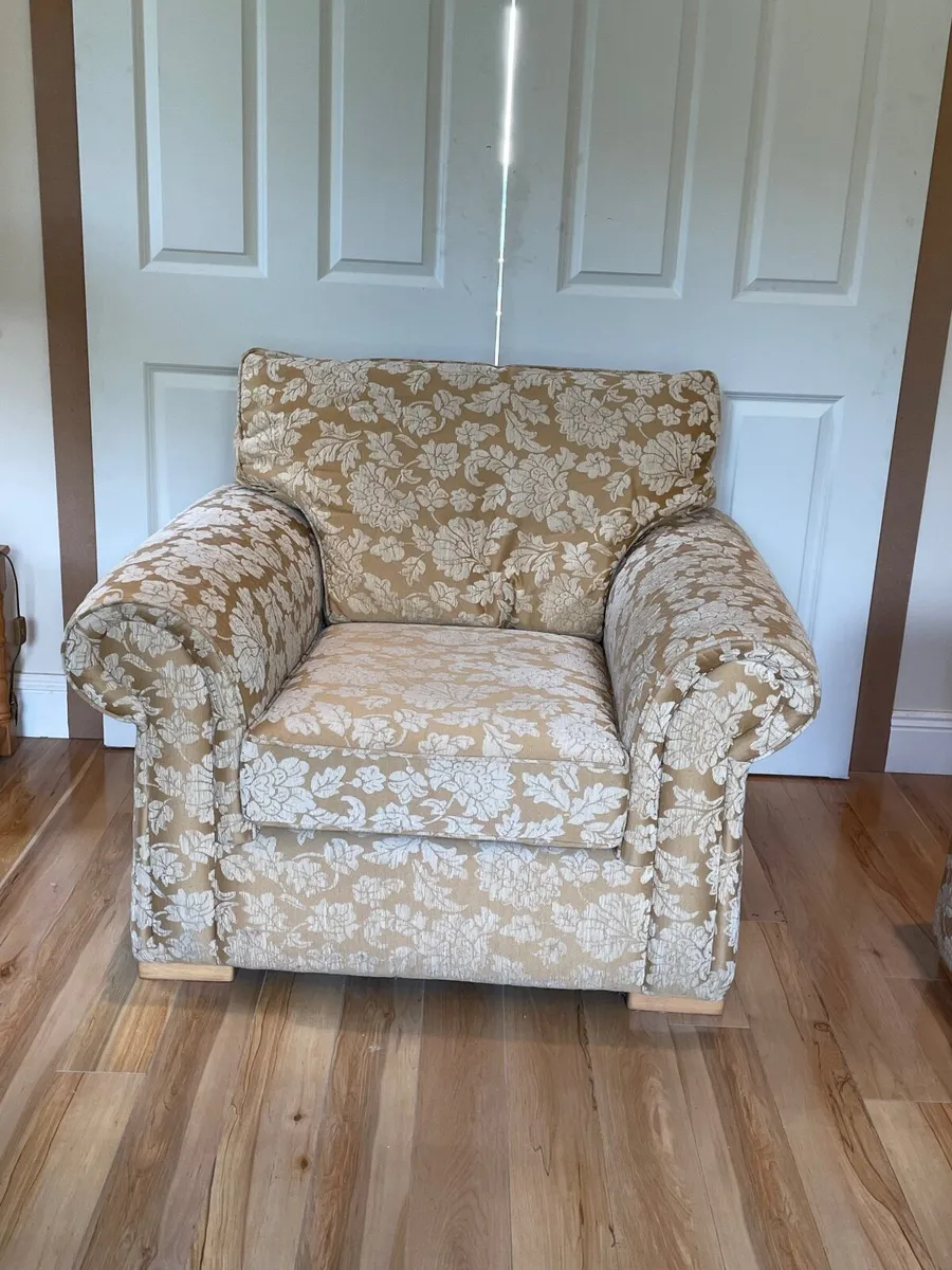 Sofa and arm chair - Image 2