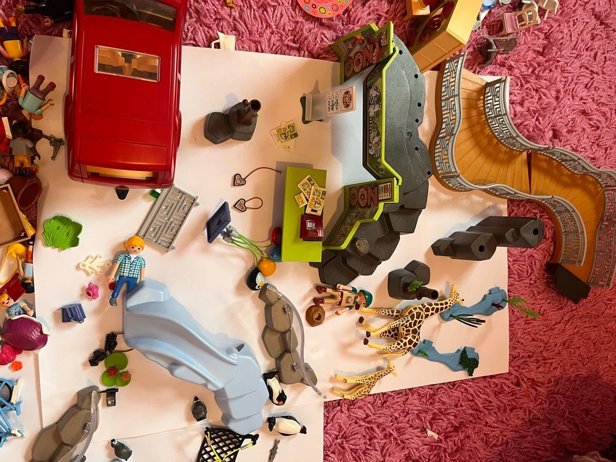 Play mobile assorted- Furniture/ Zoo/ horse sets - Image 2