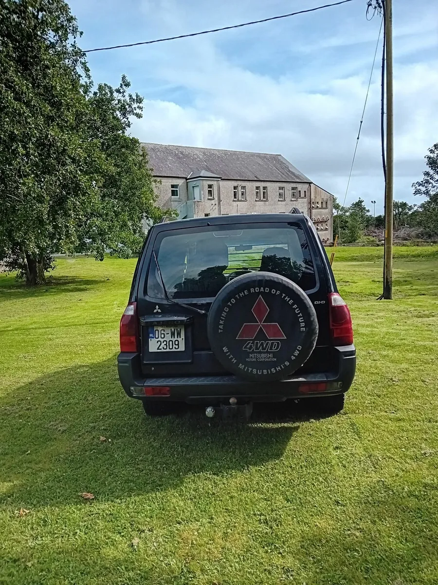 Mitsubishi Pajero 2006 - Image 3