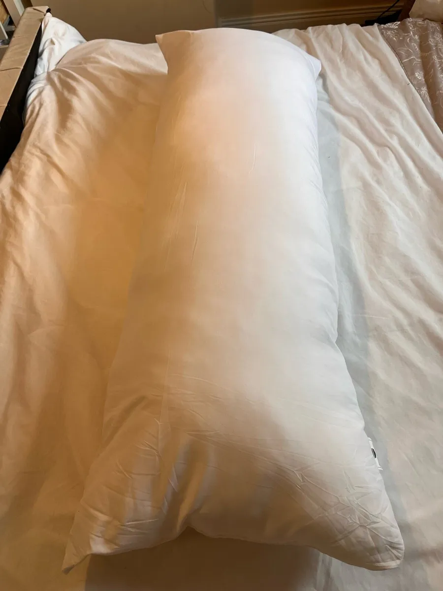 New Body pillow/ Pregnancy Pillow - Image 2