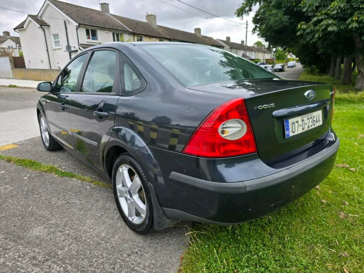 2007 Focus - Image 4