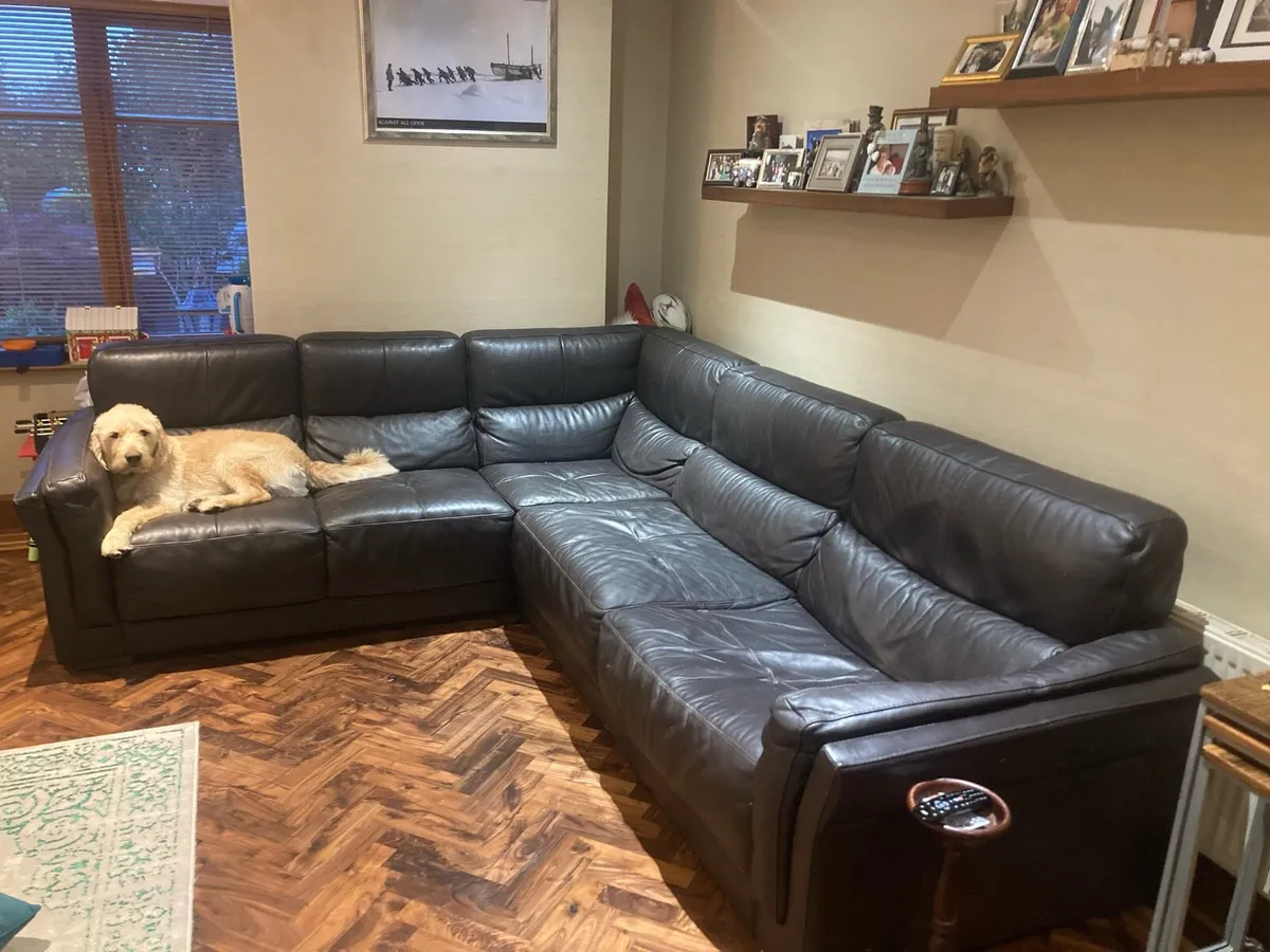 Sofa - Image 3