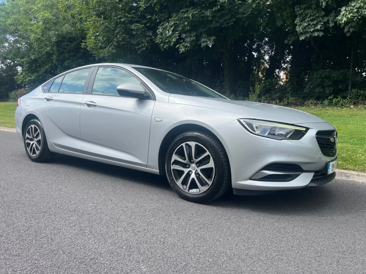 Opel Insignia 2018 ( 01/26) - Image 1