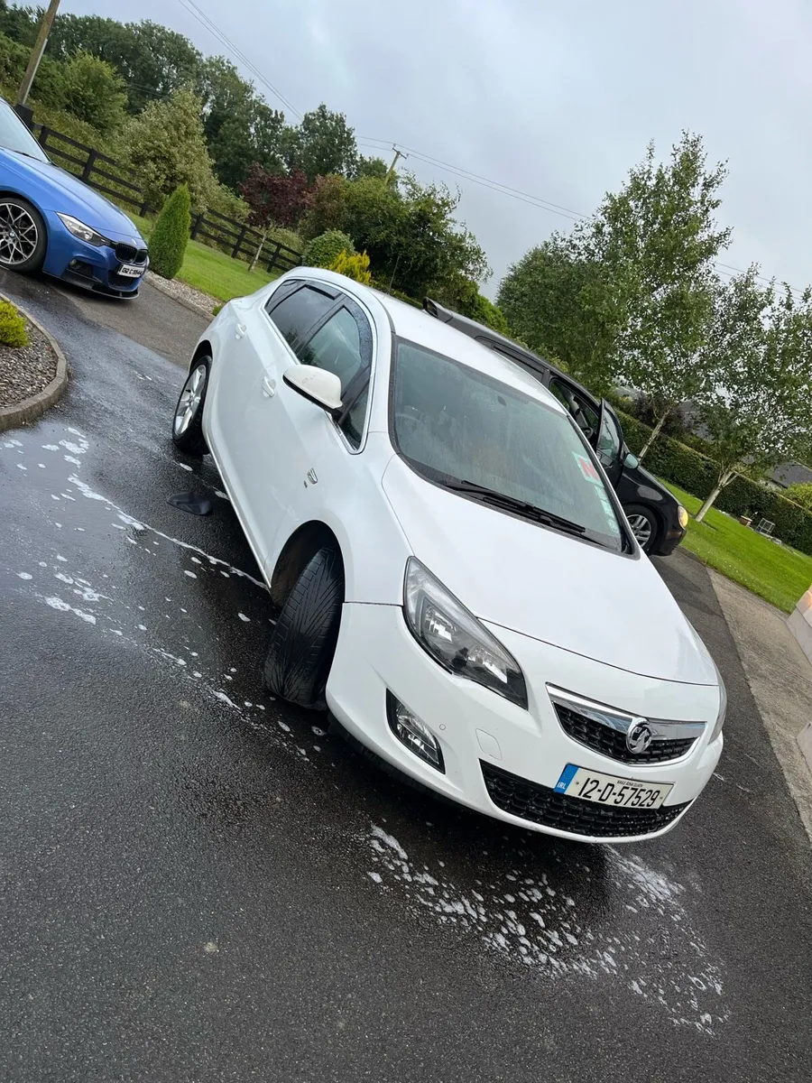 Vauxhall Astra 1.4 Petrol New NCT 5/26 - Image 2