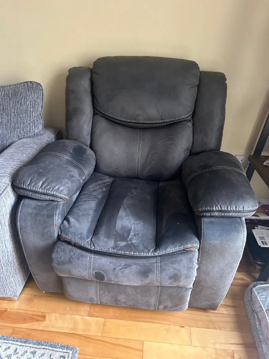Chair reclining - Image 4