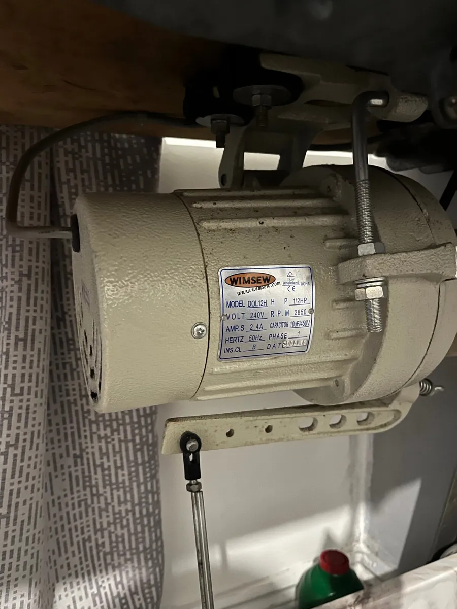 Industrial Sewing Machine - Image 2