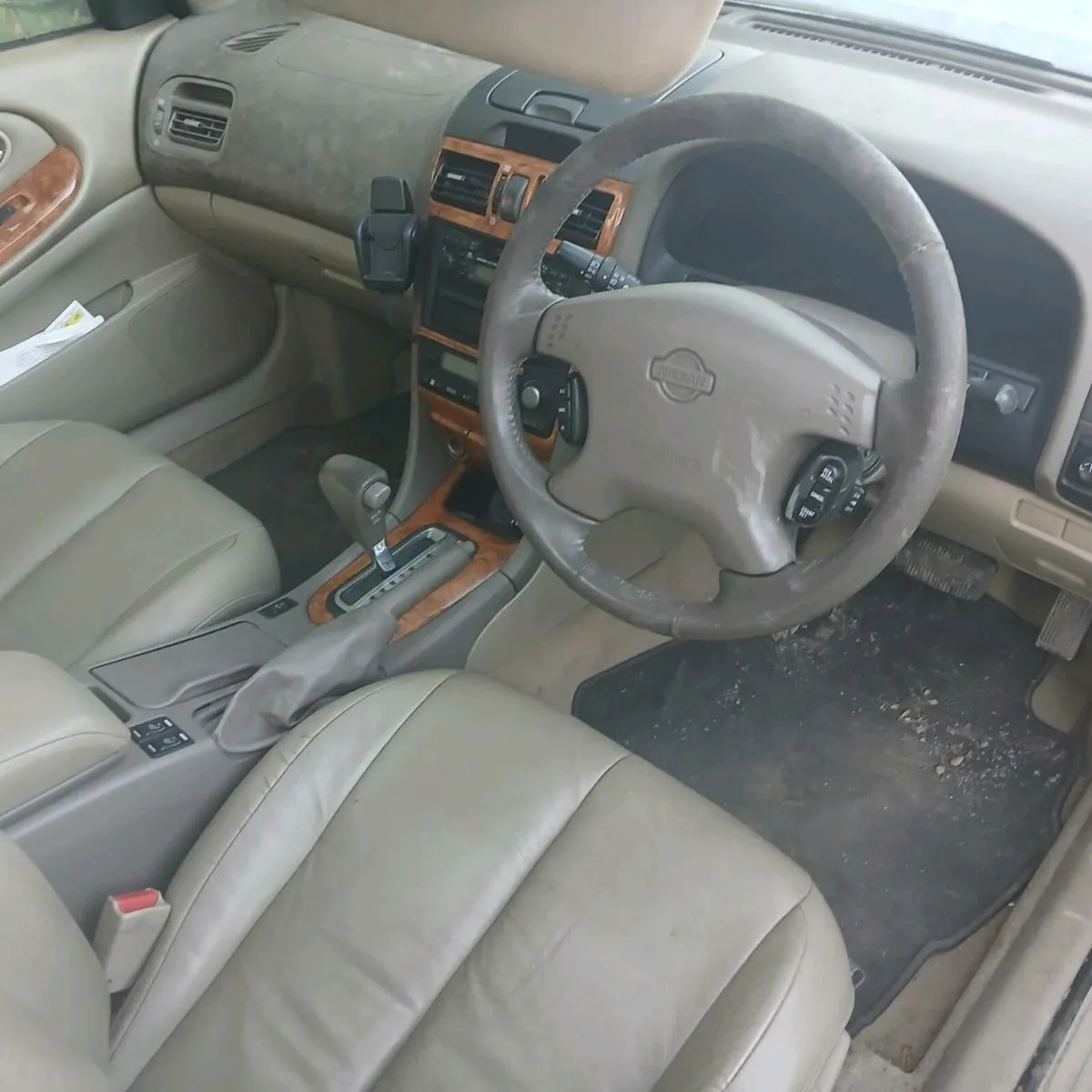 3 nissan maximias - Image 2
