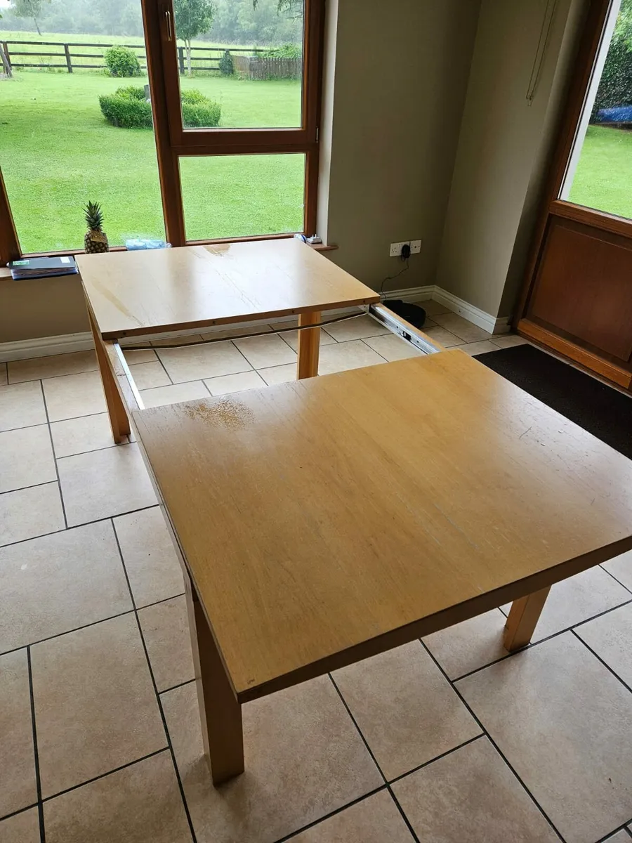 Kitchen Table - Image 4