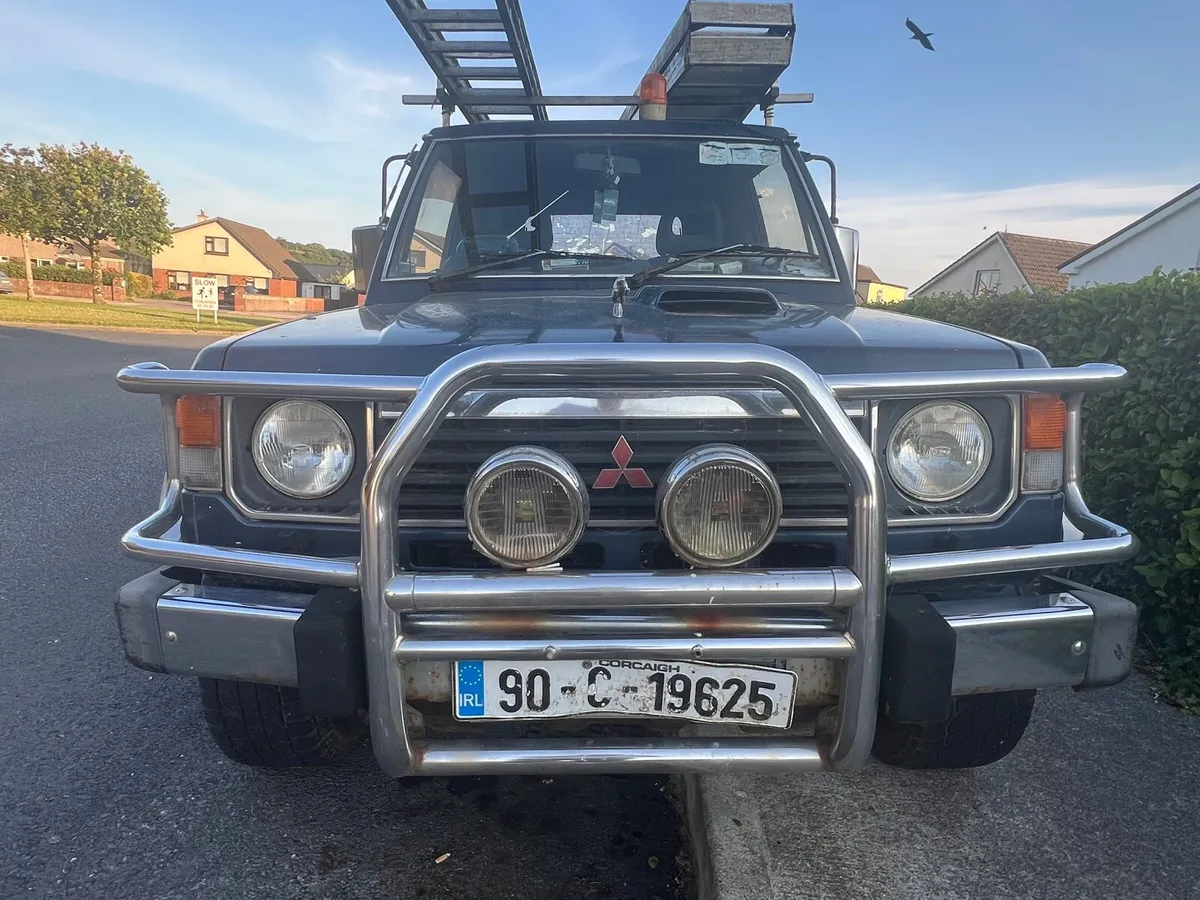 Mitsubishi Pajero Jeep 1990 - Mark 1 - Image 1