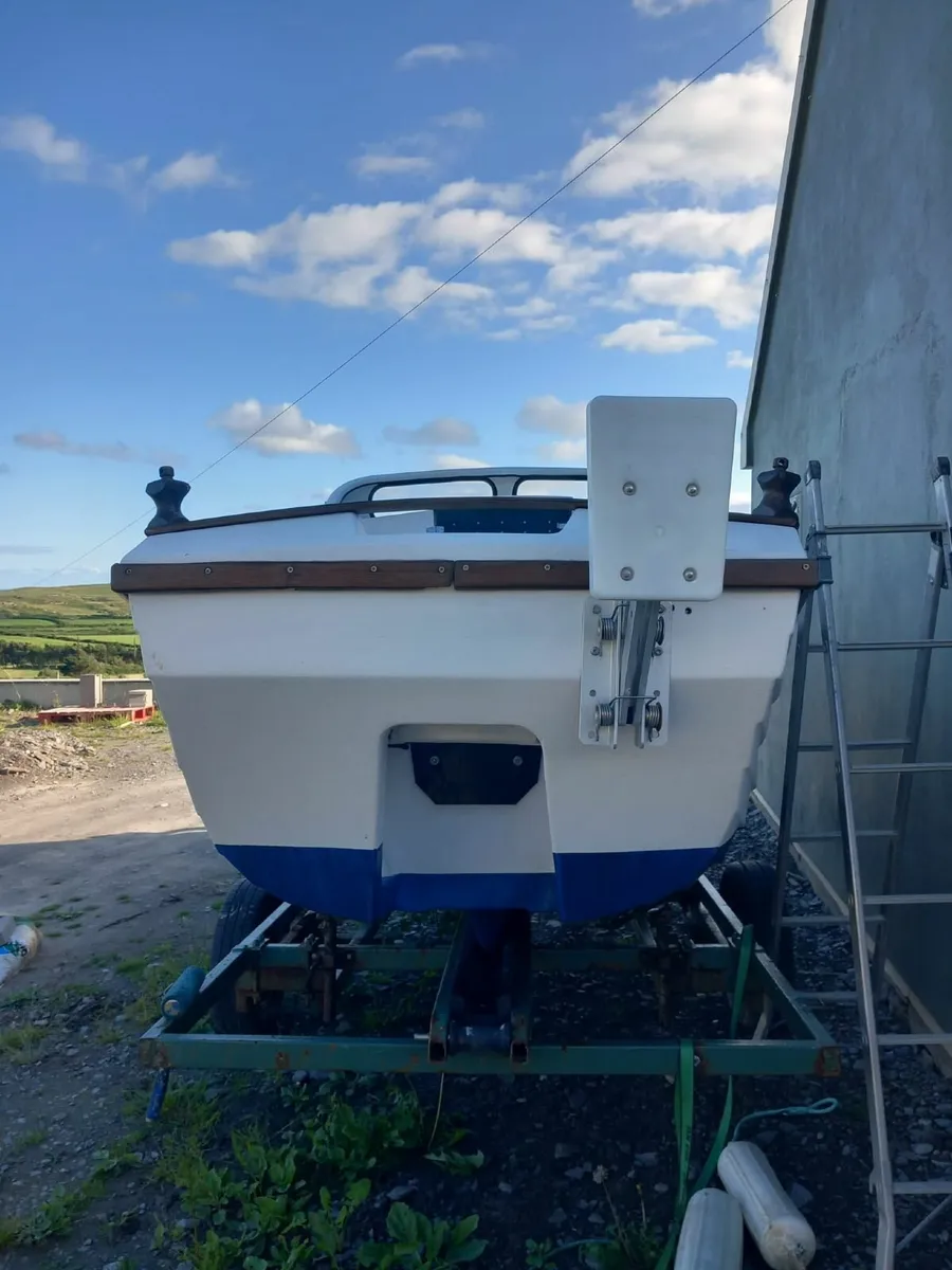 17ft boat - Image 1