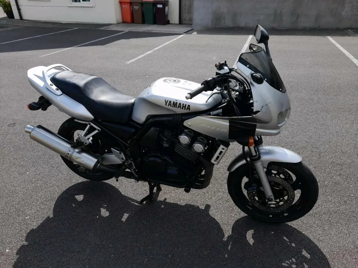 Fazer 600 - Image 1