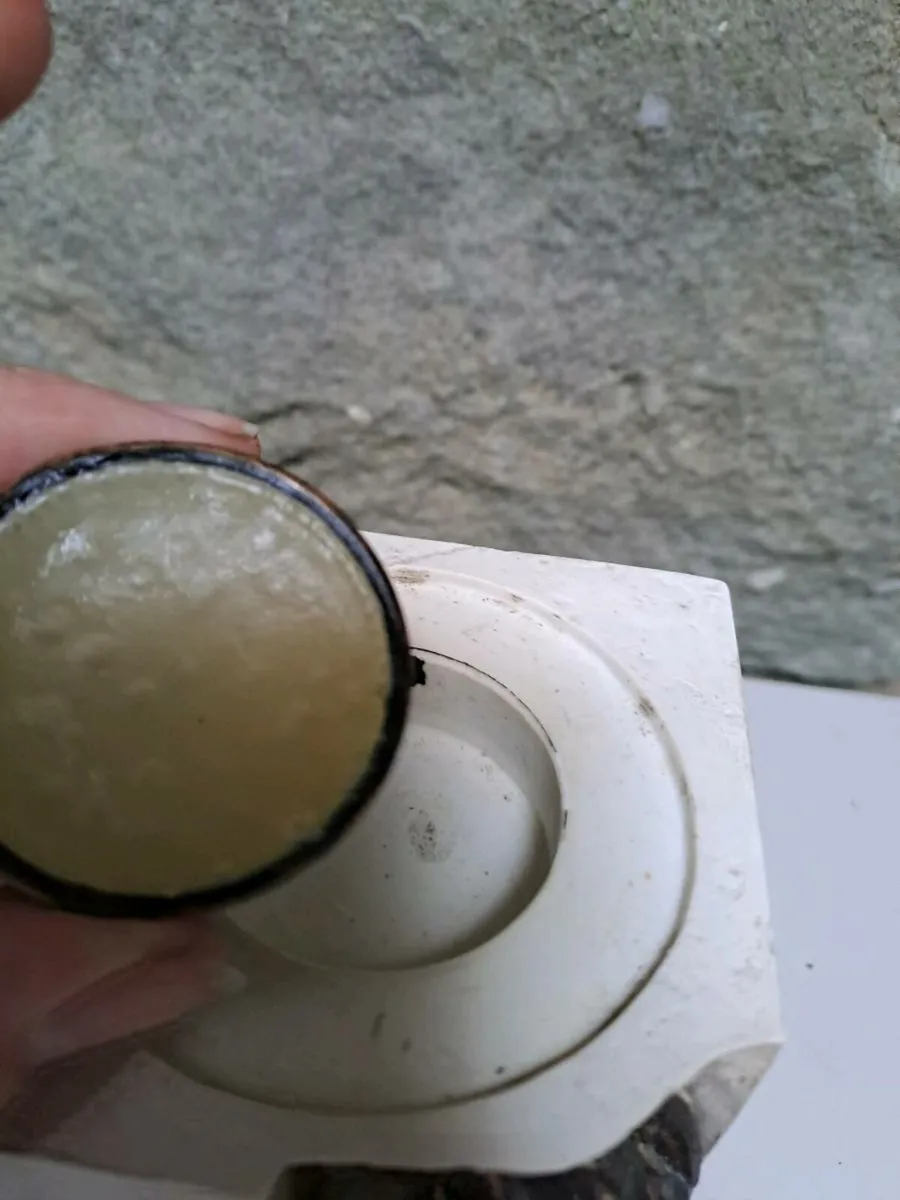 Grandmas stone candle - Image 3