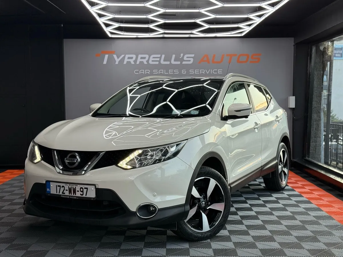 Nissan Qashqai 1.2 SV Premium "6MTHS WARRANTY"2017 - Image 3