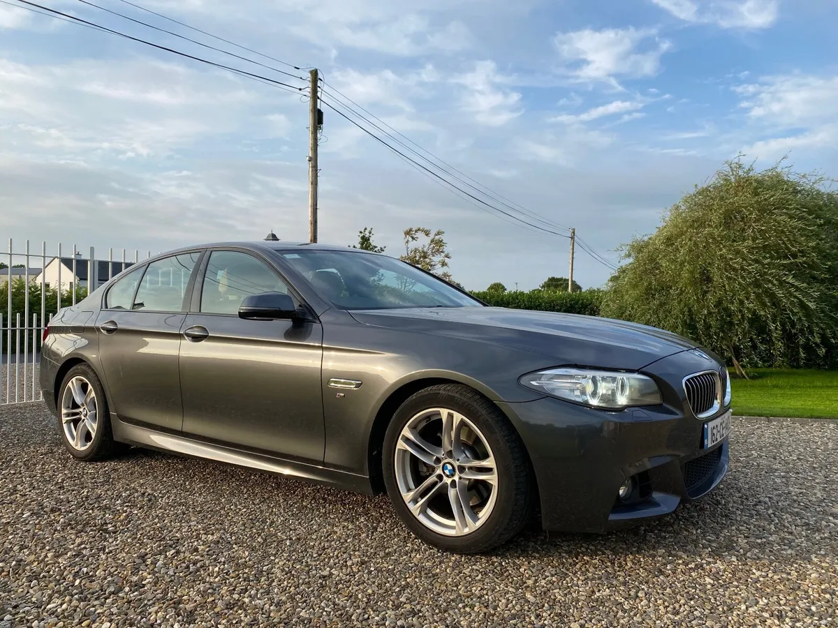 BMW 5-Series 2016 - Image 2