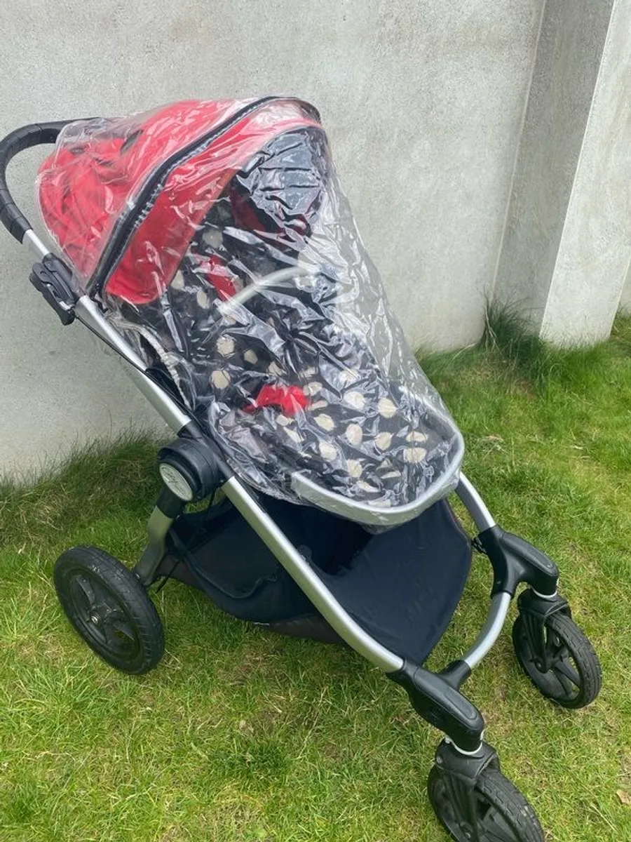 City Select Travel System - Image 3