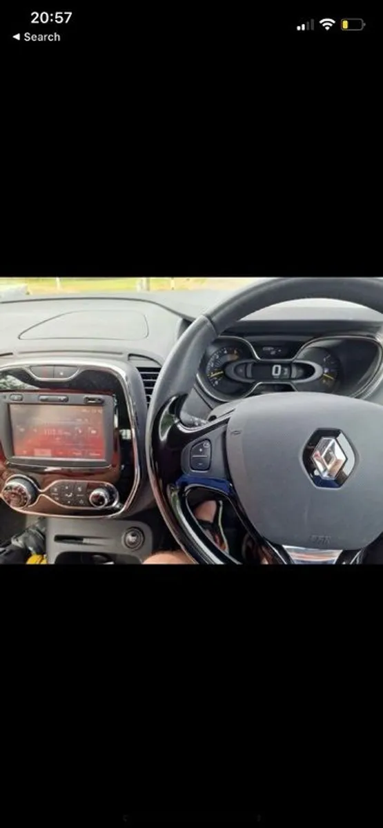 2015 Renault Captur - Image 1
