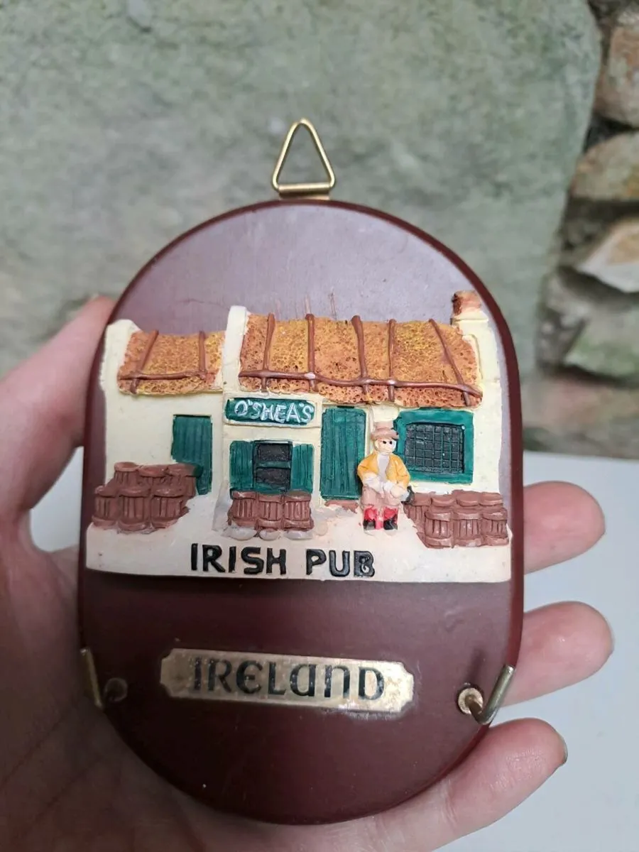 Ireland vintage keyholder - Image 2