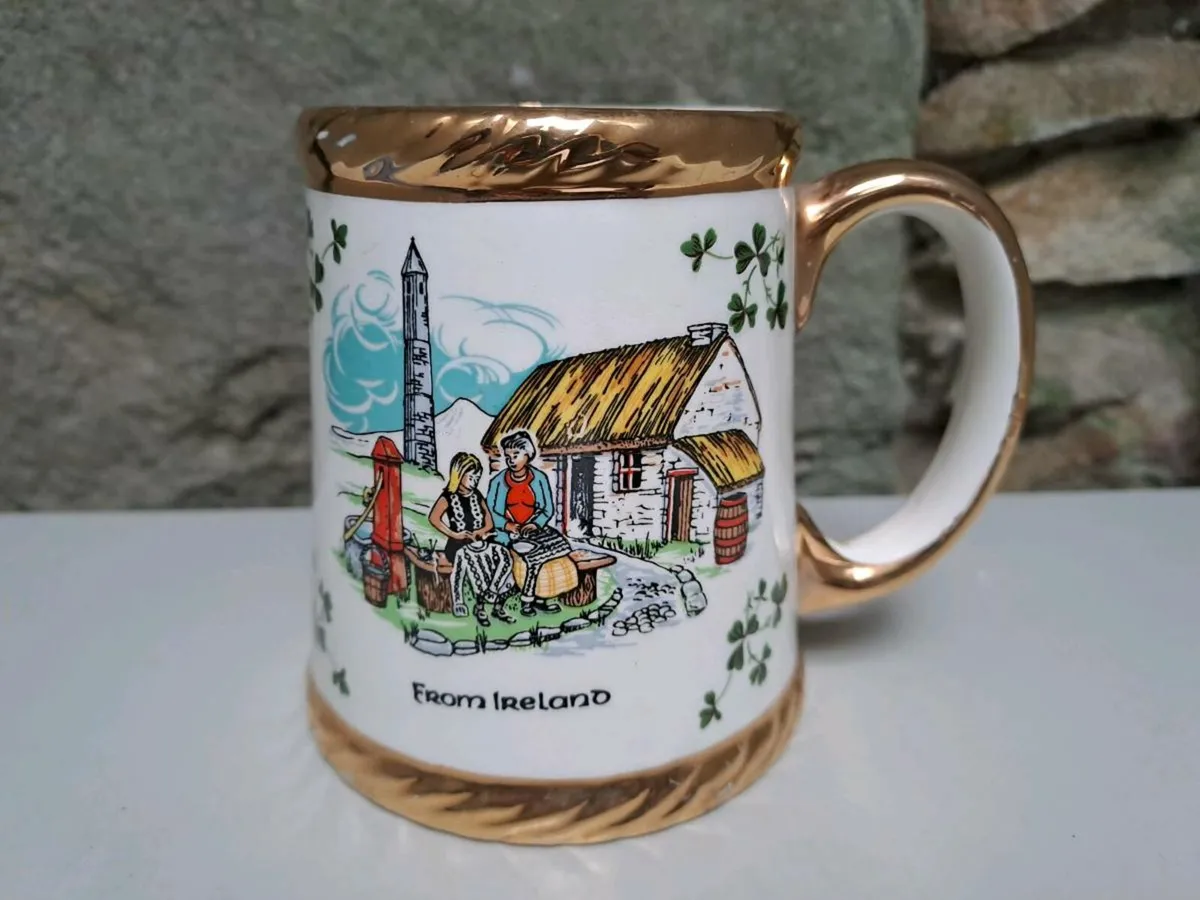 Vintage mug Carrigaline Pottery - Image 1