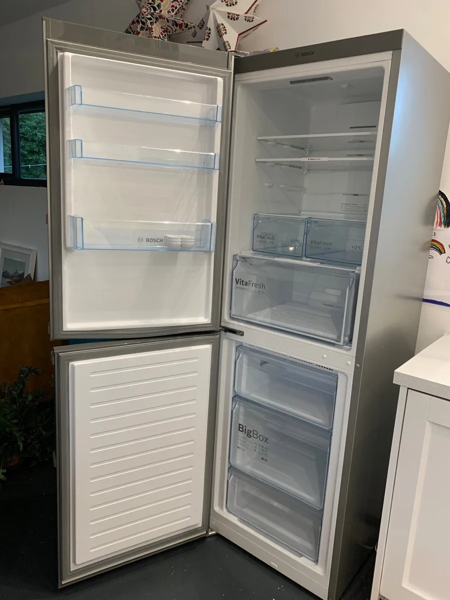 Fridge freezer - Image 3