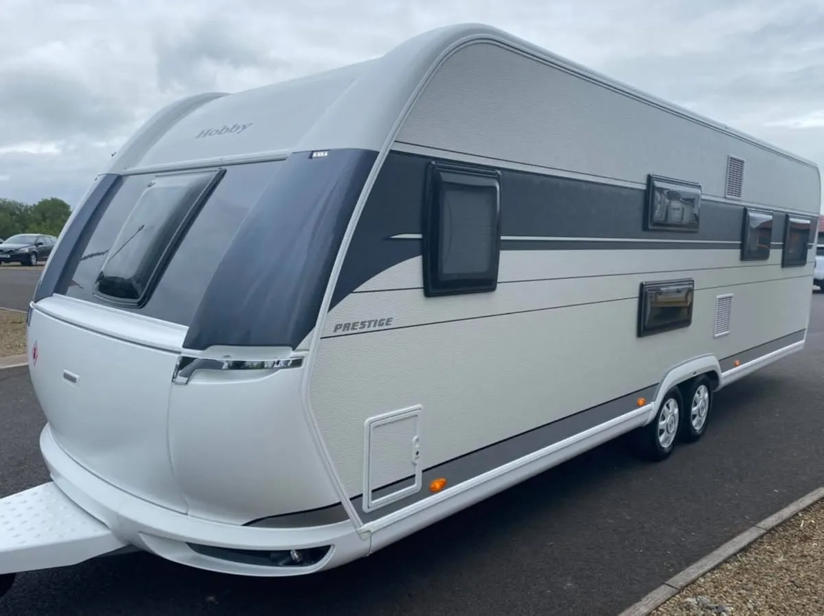 2021 HOBBY 720 UKFE 7/8 BERTH LUX CARAVAN - Image 4