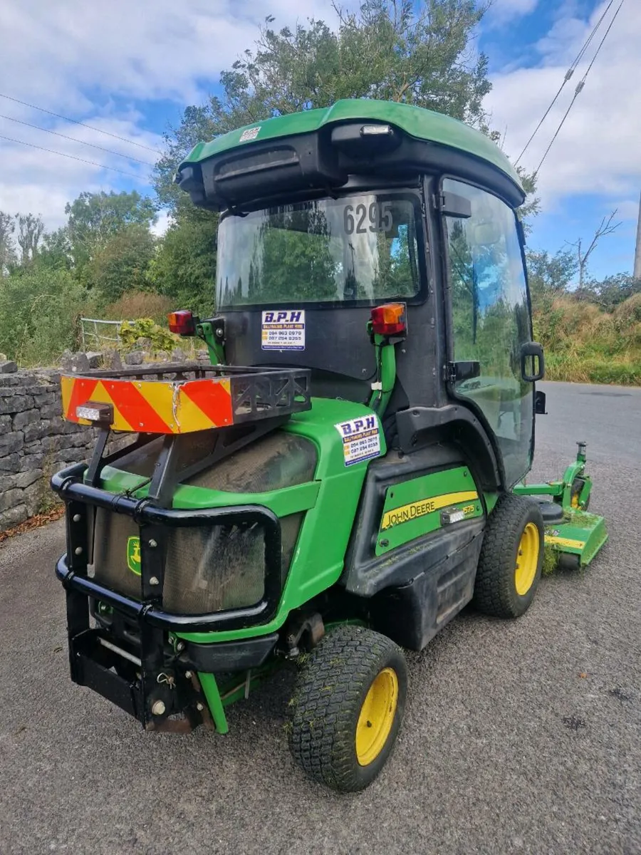 John deer compact tractor mower 1575 model 4x4 - Image 2