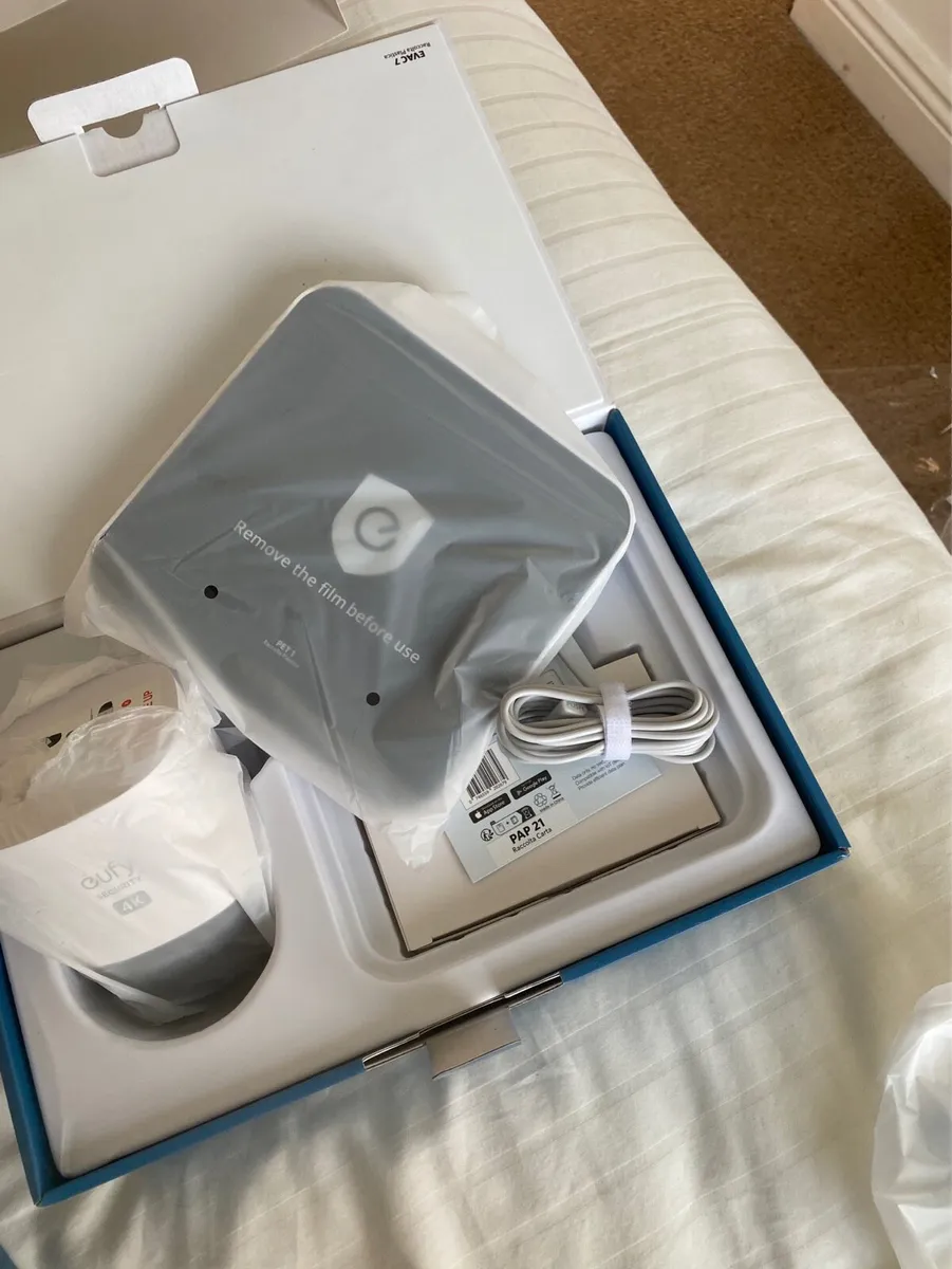 Eufy S330 4G LTE Security Camera - Image 1