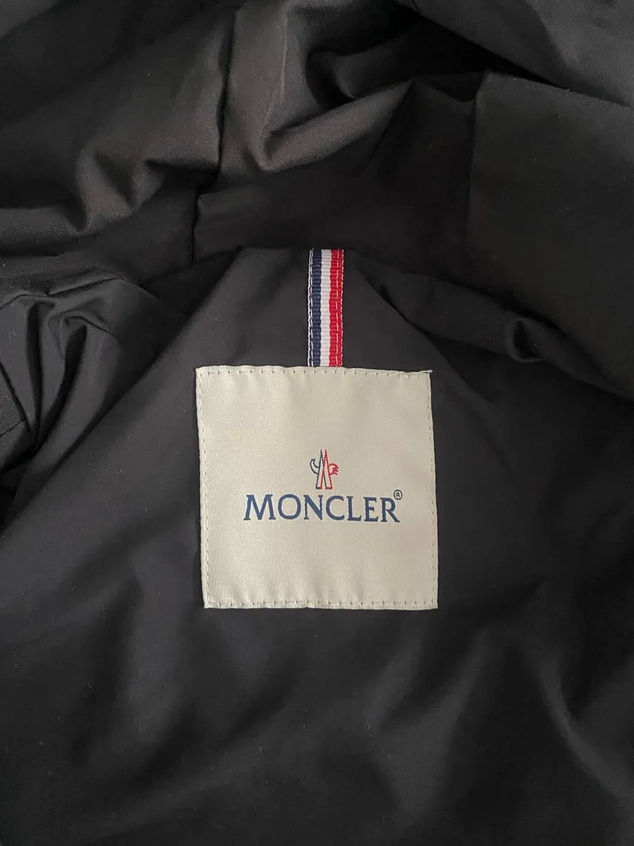 Moncler windbreaker - Image 4