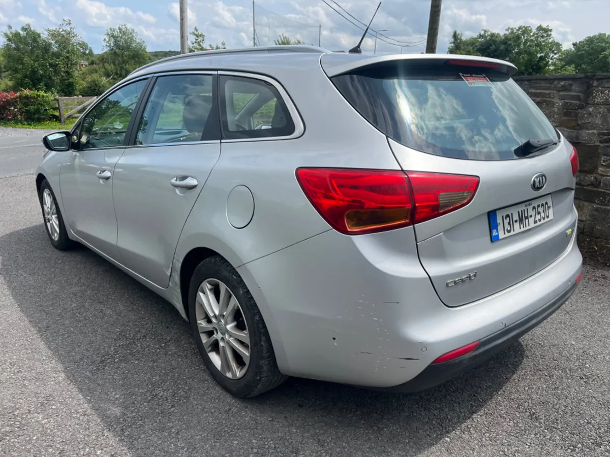 Kia Ceed 2013 - Image 2