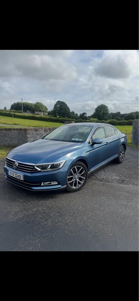 Volkswagen Passat - Image 2