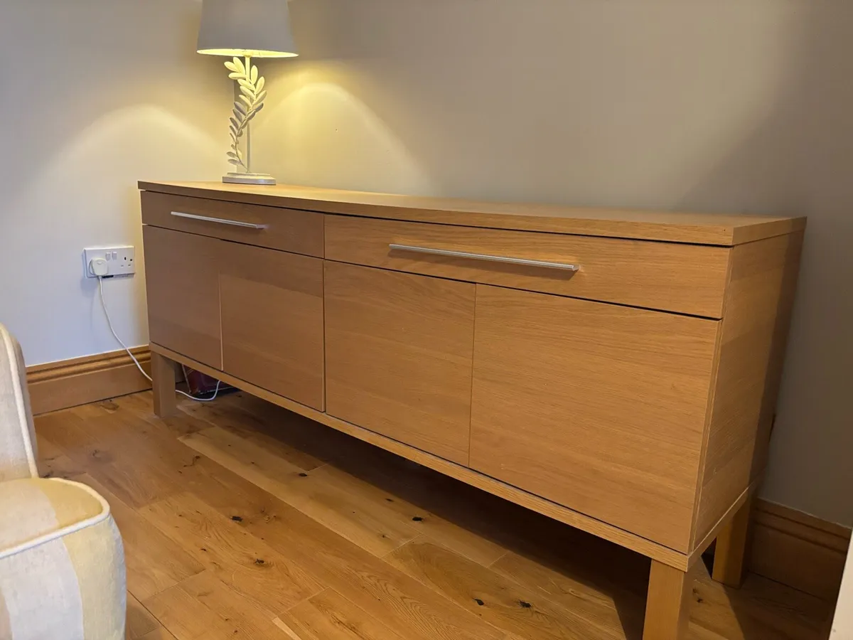Modern oak tv bench