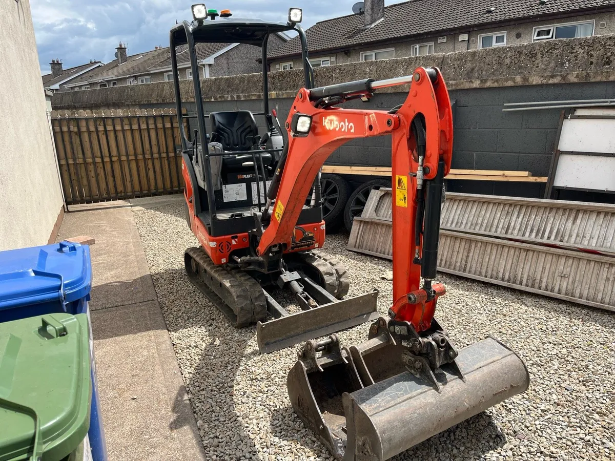 2022 Kubota kx015-4 digger - Image 3