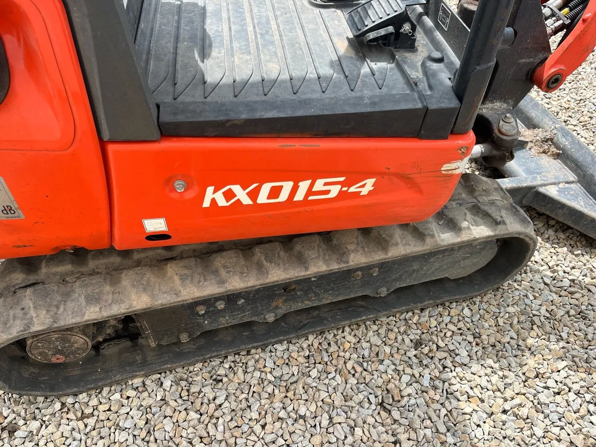 2022 Kubota kx015-4 digger - Image 4